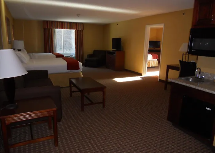 Holiday Inn Express And Suites Hazard By Ihg